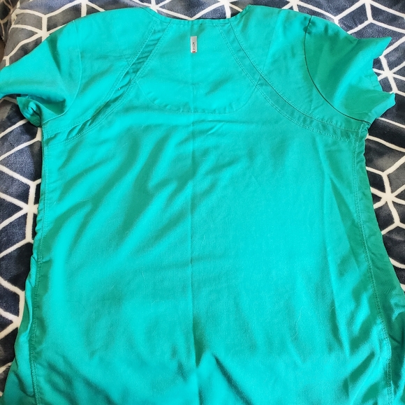 Grey's Anatomy Scrub top - Picture 3 of 6